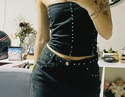 Saia e  corset com aplicação em termicolante