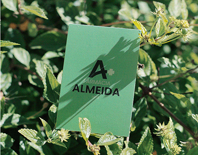 Rebranding Farmácia Almeida