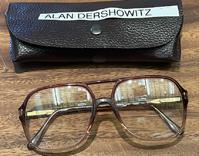 American Crime Story Alan Dershowitz'a Eyeware Prop