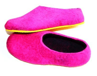 Felted wool slippers Hot Pink and Black. Yellow Sole