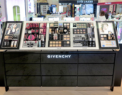 Givenchy store in HANOI