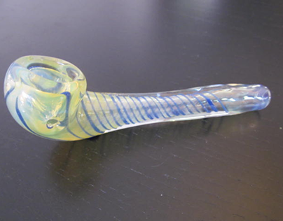 Get your desired glass pipes for smoking