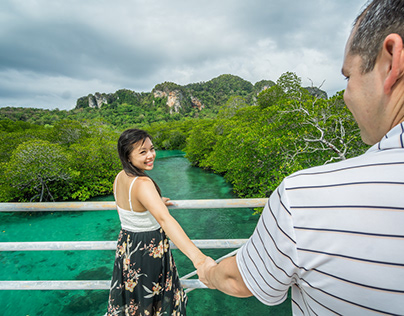 Honeymoon photo session on Phi Phi island