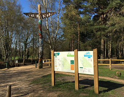 Moors Valley Country Park & Forest signage