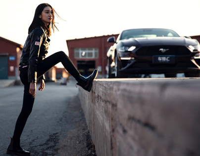 Cool girl with a Ford Mustang