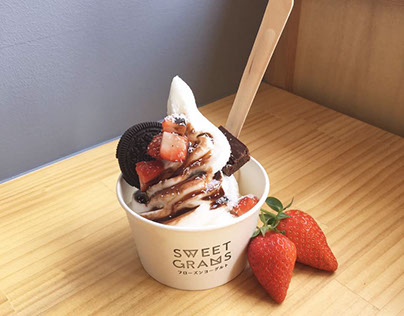SWEET GRAMS_ Frozen Yogurt Cafe in Japan
