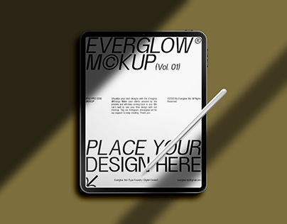 iPad Pro Mockup by EVERGLOW M©KUP