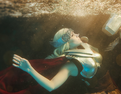 Underwater Cosplay - Thor