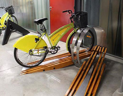 Bicicletero espacio público