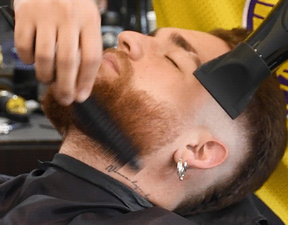 Haircut process video for Franck Barbers