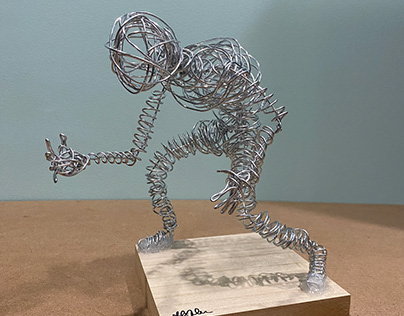 Wireframe sculpture - wrestler in stance