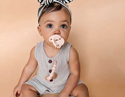 Find Silicone Pacifier Online by Omwaana