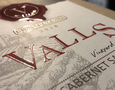 Creación Etiqueta Vino VALLS