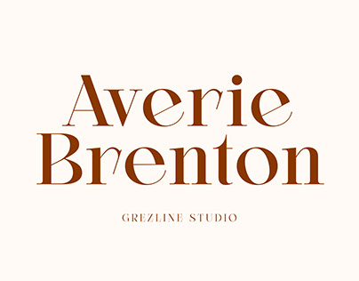 Averie Brenton - Serif Font Family