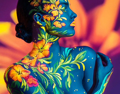 Human nature - UV body painting