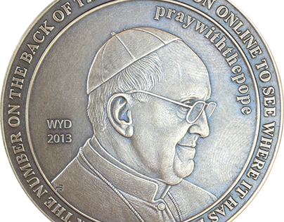 pope coin wyd 2013 pray with the pope