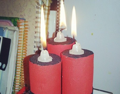 TNT candles
