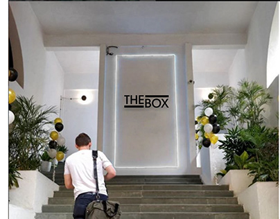 COWORKING THE BOX