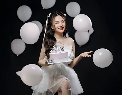 HAPPY BIRTDAY - WHITE CONCEPT