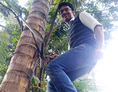 A Novel Coconut Tree Climber
