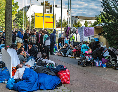 2015-09-26 Flüchtlinge wollen Unterkunft nicht beziehen