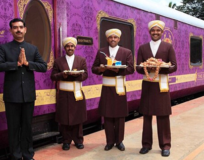 Taj Mahal Same Day Tour by Train from Delhi