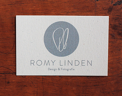 Business Card / ROMY LINDEN