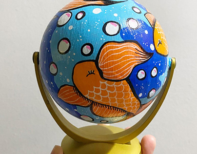 Mini Fishy Globe