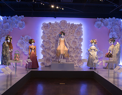 FIDM Museum Exhibition: Fashion Philanthropy
