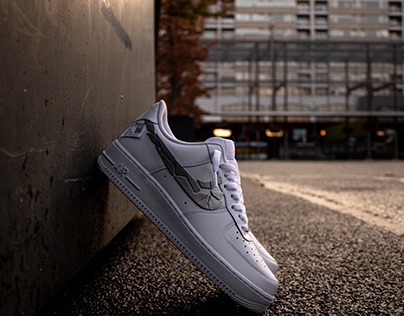 nike air force 1 shattered swoosh