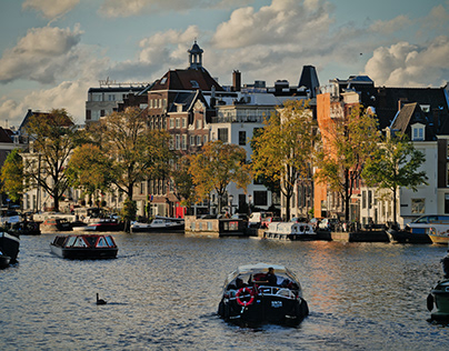 Travel: Amsterdam - Amstel channel evening walk