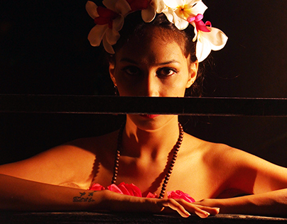 Trapped - Shoot based on Frida Kahlo