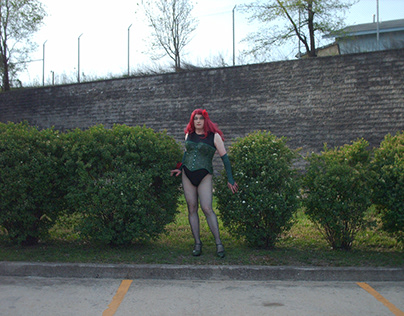 Poison Ivy: Green Behind The Wall