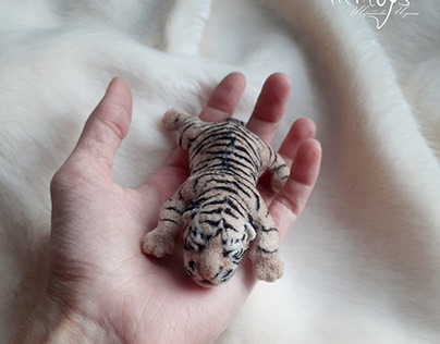 Tiger cub [felted toy]