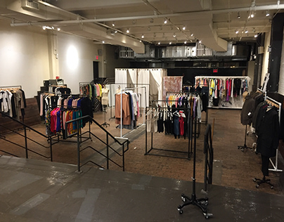 Pop-up store set up, display, styling