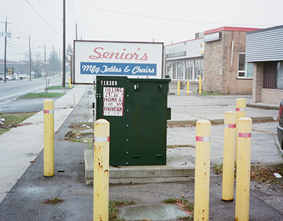Street Photography on Kodak Portra 160, 35mm Olympus XA
