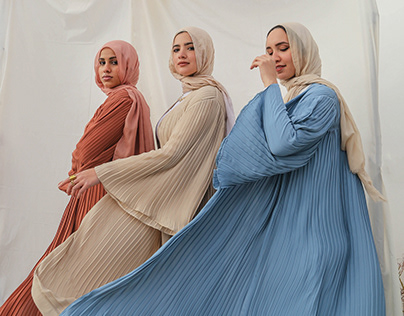 Modesty Abaya - Modeling