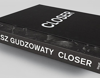 "Closer" by Tomasz Gudzowaty / book layout
