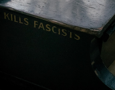 Kills Fascists