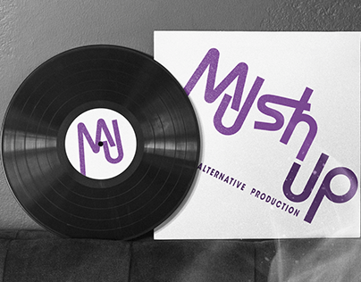 Progettazione logotipo per casa discografica MushUp