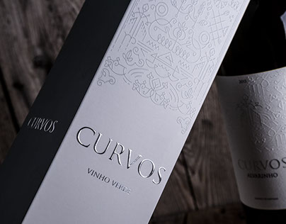 Curvos || Packaging Design