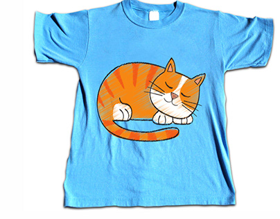 Vactor design cat sleeping tshirt