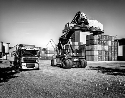 Truck, Train & Ship - Fichtl Logistics