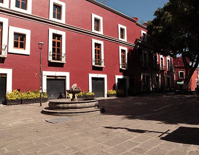 Mercado de antigüedades en Barrio de los Sapos, Puebla