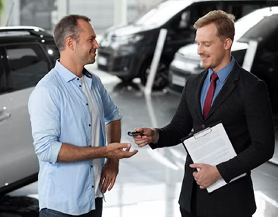 A good car salesperson will learn a customer’s name