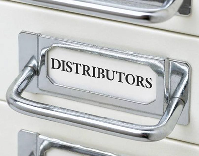 Types of Wholesale and Retail Distributors