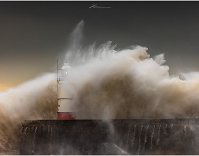 Stormy at Newhaven Lighthouse | 07/01/2023