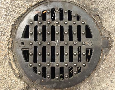 Manhole cover / Coladera