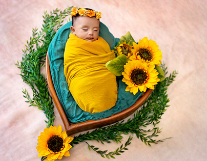 Newborn photographer, Maternity photographer,