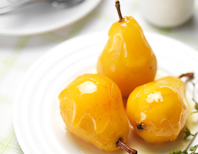Pears in caramel